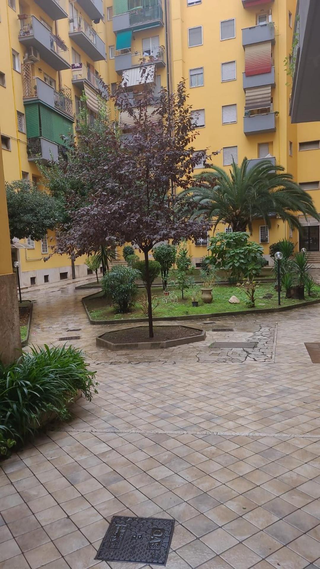 Domus Cinecitta Bed & Breakfast Rome Bagian luar foto