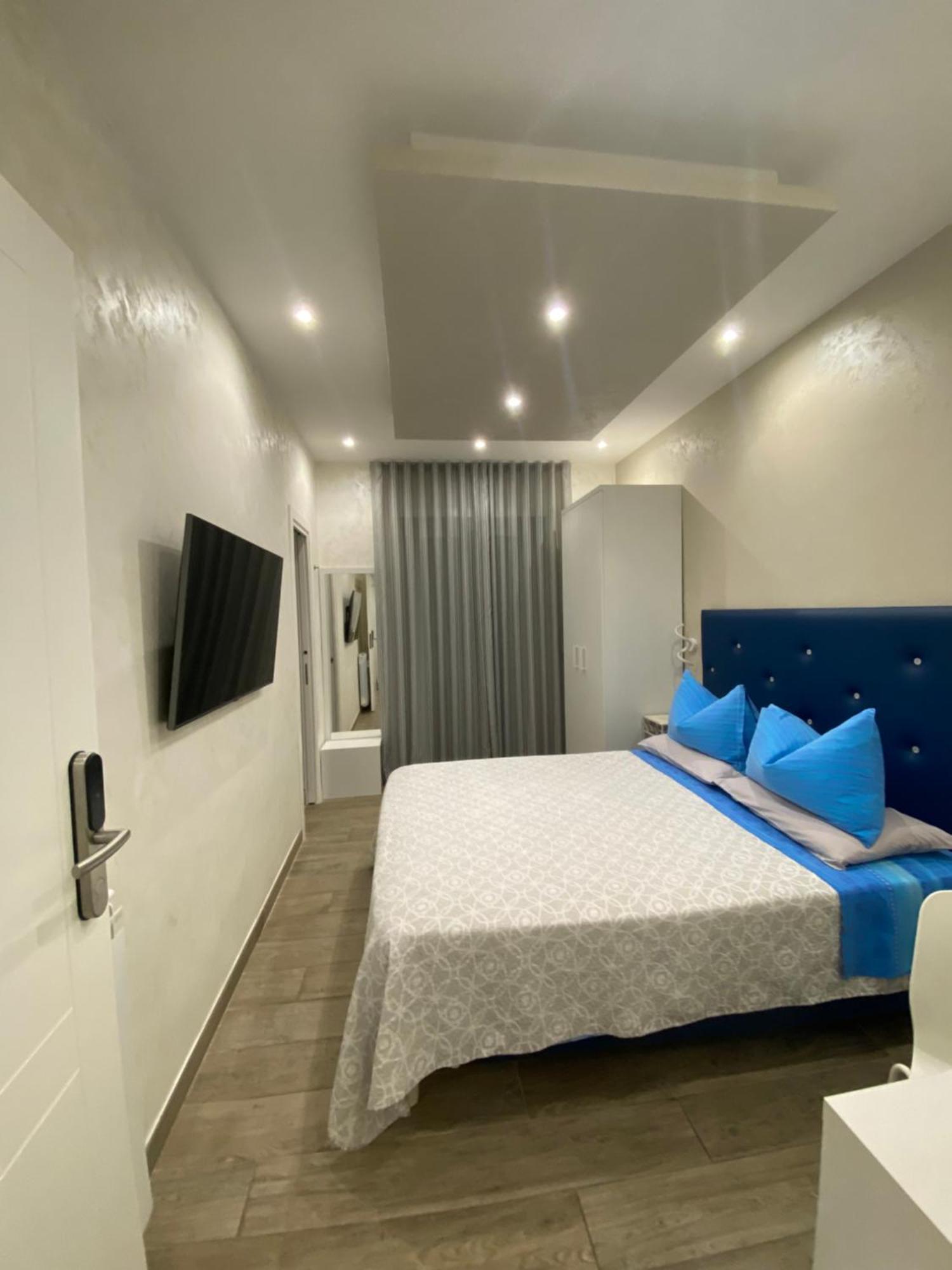 Domus Cinecitta Bed & Breakfast Rome Bagian luar foto